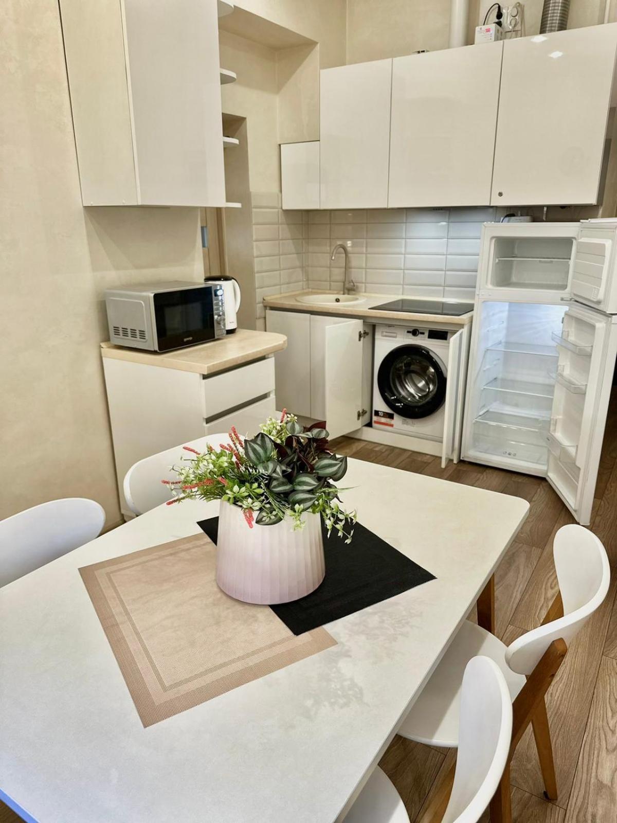 Аpartment З Балконом Жд Вокзал, Центр Apartment Lviv Ngoại thất bức ảnh